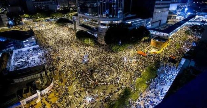 Hàng ngàn người Hồng Kong biểu tình trong những ngày qua