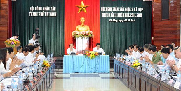 Quang cảnh kỳ họp.