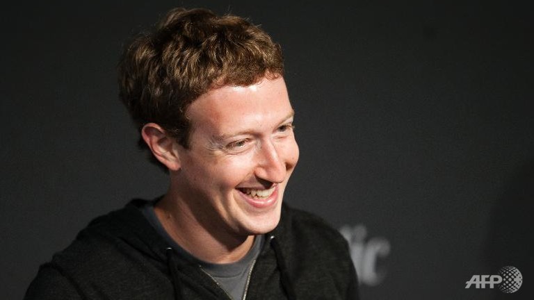 Ngày 14-10, Nhà sáng lập mạng xã hội Facebook, Mark Zuckerberg và vợ đã quyết định tặng 25 triệu USD cho quỹ phòng chống dịch bệnh Ebola.   Ảnh: AFP