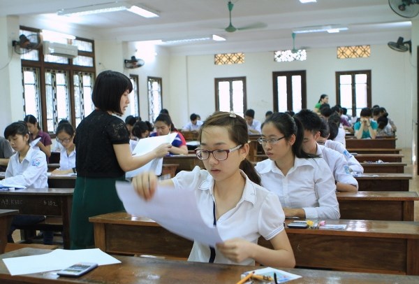 Thí sinh dự thi đại học năm 2014.