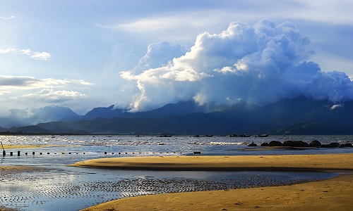 “Bien Can” (Shallow Sea)