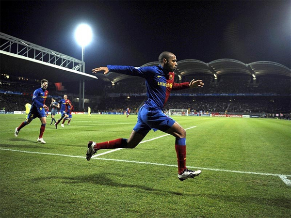  5. Thierry Henry  50 bàn, 112 trận, giai đoạn thi đấu 1997-2010, trong màu áo Monaco, Arsenal và Barca