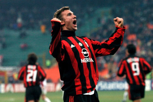  7. Andriy Shevchenko  48 bàn, 100 trận, giai đoạn thi đấu 1994-2012, trong màu áo Dynamo Kiev, AC Milan và Chelsea.