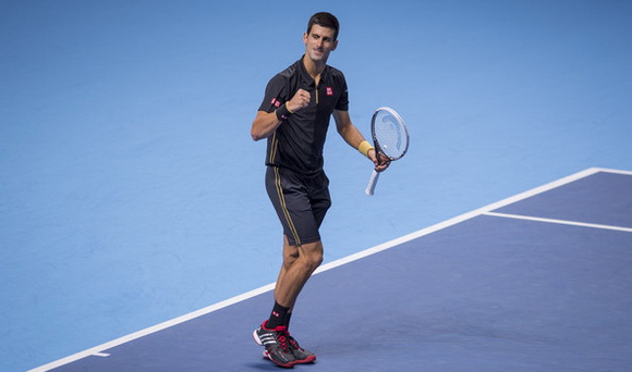 tay vợt Serbia tiếp tục thể hiện sức mạnh hủy diệt bằng thắng lợi với cách biệt 
