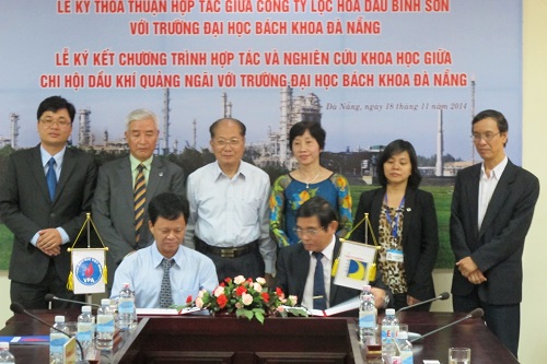 The ceremony of signing the agreement (Photo: petrotimes.vn)