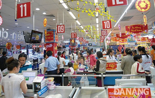A local supermarket crowded with shoppers