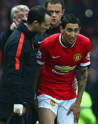 Di Maria chỉ chơi được hơn chục phút phải rời sân. Ảnh: AFP.