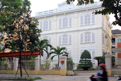  The city’s former Department of Finance building features French-style architecture