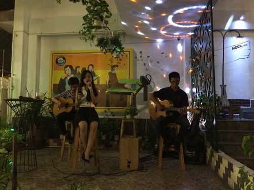   A live acoustic show