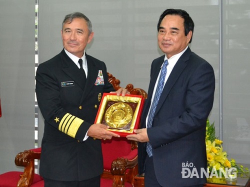 Admiral Harris and Chairman Chien