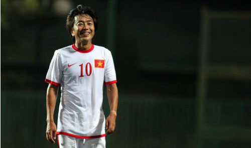 Japanese coach Toshiya Miura of Viet Nam (Photo: Tuoi Tre)