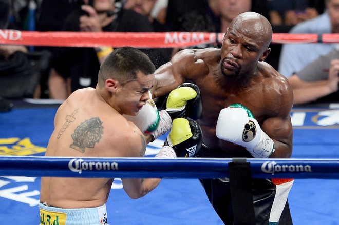  Floyd Mayweather (quyền anh, Mỹ)  Việc bảo vệ thành công hai đai vô địch thế giới WBA và WBC trước Marcos Rene Maidana với thế áp đảo đã giúp 