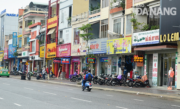 Ngành du lịch cần tích cực thu hút nhiều khách du lịch dừng chân ở tuyến phố chuyên doanh thời trang Lê Duẩn.