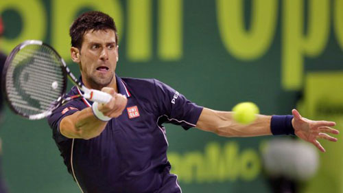 Djokovic thể hiện trình độ vượt trội để giành quyền đi tiếp ở Doha. Ảnh: Reuters.