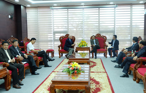 The meeting in progress (Photo: danang.gov.vn)