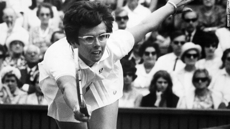 Billie Jean King thi đấu tại giải vô địch Wimbledon 1967