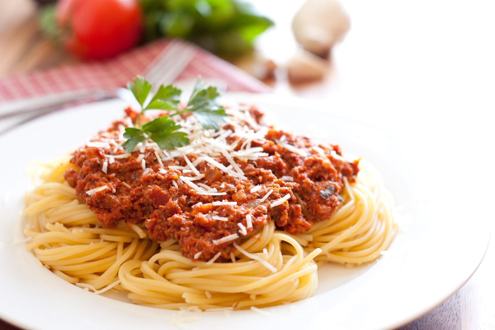 Spaghetti: Là loại thực phẩm chứa chất béo cao, nhiều cacbonhydrate mà bạn cần tránh trước khi đi ngủ.