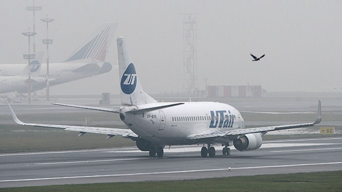 Một chiếc Boeing 747 của hãng Utair đã hạ cánh an toàn xuống sân bay St Petersburg sau khi một động cơ bị hỏng. Ảnh: RIA Novosti