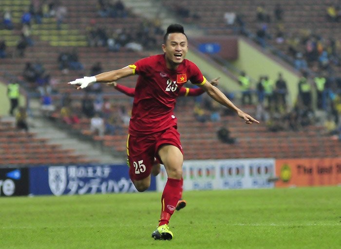 Huy Toàn ăn mừng bàn thắng gỡ hòa 1-1 cho U23 Việt Nam