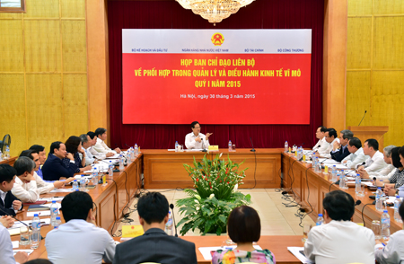 Thủ tướng Nguyễn Tấn Dũng yêu cầu các Bộ, ngành chức năng tiếp tục làm tốt công tác dự báo, phân tích, đánh giá tình hình để chủ động đề ra các giải pháp linh hoạt, hiệu quả. 