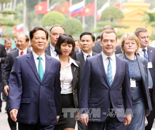 Thủ tướng Nguyễn Tấn Dũng và Thủ tướng Dmitry Medvedev.