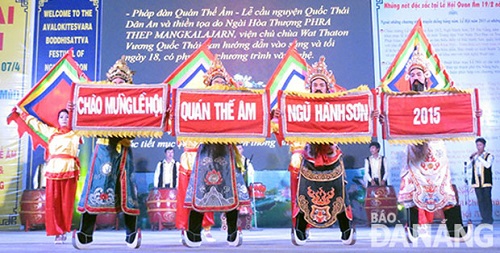 A welcoming performance at the opening ceremony of the Quan The Am Festival