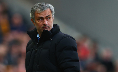 Mourinho sắp có chức vô địch Anh thứ ba trong sự nghiệp. Ảnh: Reuters