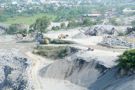 Hiện trạng khai thác tại mỏ đá Phước Tường