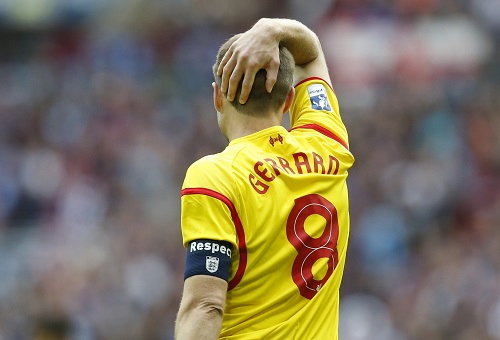 Gerrard kết thúc mùa giải cuối cùng Liverpool không thành công. Ảnh: Reuters.