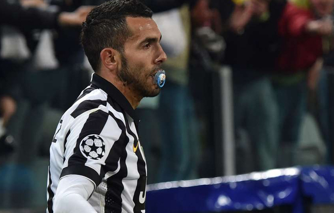 Carlos Tevez, tay săn bàn chủ lực của Juventus, cũng gây bất ngờ với 23 lần kiến tạo. Thành tích này cho thấy lối chơi năng nổ và hiệu quả của cựu ngôi sao Man City và Man Utd.