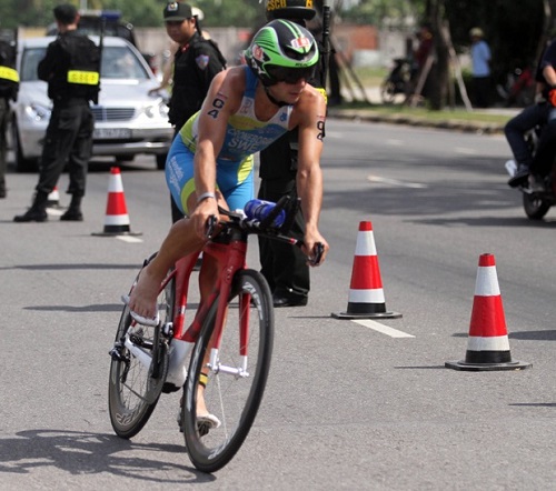 The first female finisher in the bike ride