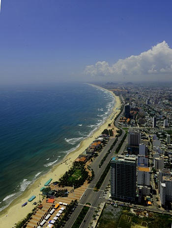  The city boasts a stunning coastline which stretches for over 90km