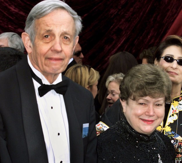 Nhà Toán học John Nash và vợ trong lễ trao giải Oscar năm 2002. (Nguồn: BBC)