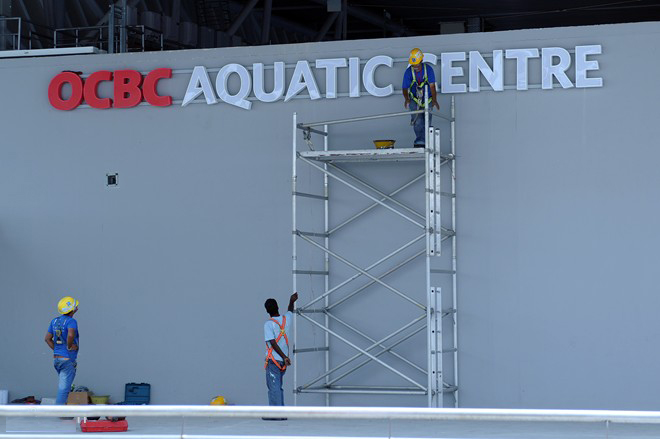 Công trình thể thao lớn không thể không kể đến tại Sports Hub đó là OCBC Aquatic Center phục vụ các môn như bơi, nhảy cầu và lặn đang dần được hoàn tất khâu chuẩn bị.