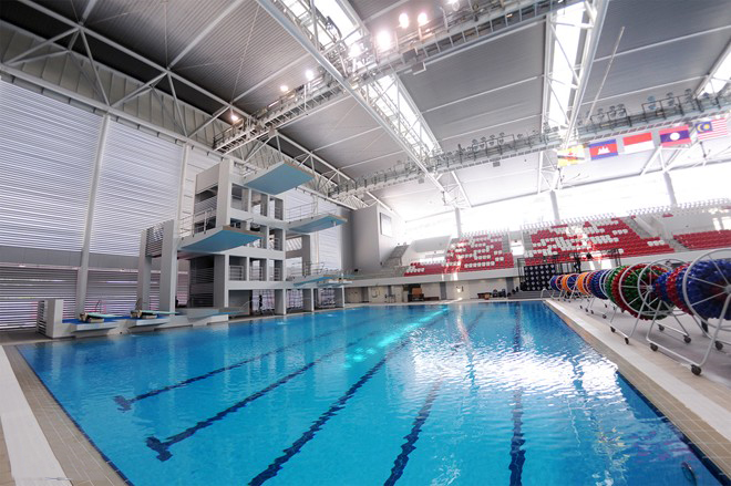 Khu vực thi đấu môn nhảy cầu nằm bên cạnh bể thi đấu chính. Ngoài ra môn bơi, bóng nước cũng được diễn ra tại đây.