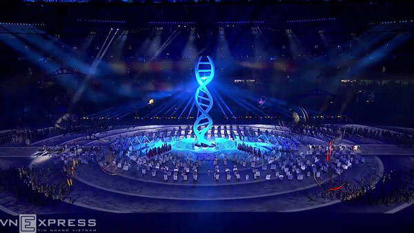 Chương V: Singapore trong sân vận động. Đất nước Singapore chào đón các vận động viên, kết nối mọi người cho ngày hội SEA Games 28. Hình tượng ADN lại xuất hiện...
