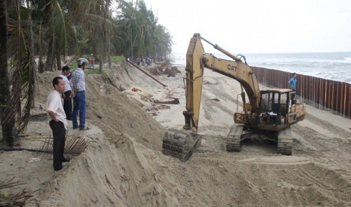 Cua Dai Beach, located in Hoi An City in the central province of Quang Nam, has sustained extensive, irreversible damage from coastal soil erosion.