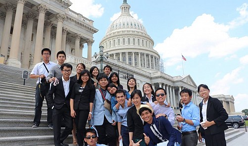 Launched in 2013 by U.S. President Barack Obama, the YSEALI consists of bright young leaders aged 18-35 from Southeast Asian countries. YSEAL