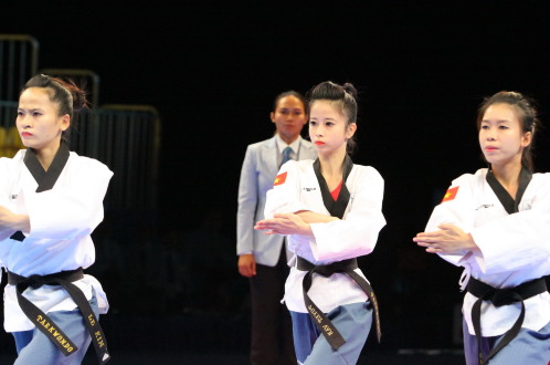 Đội tuyển taekwondo giành HCV nội dung biểu diễn đồng đội. Ảnh: H.Đăng 