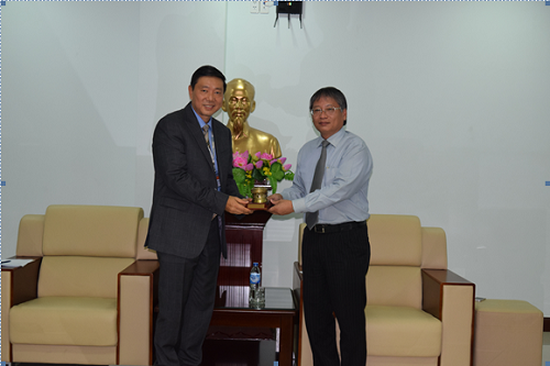 Mr David Teng and Vice Chairman Tuan