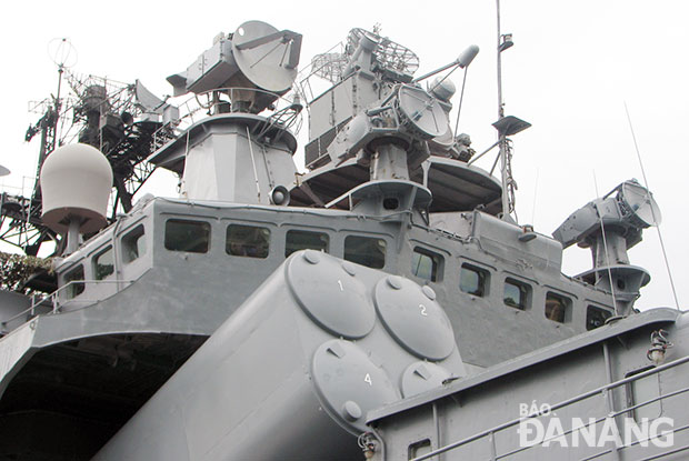Hệ thống vũ khí trên tàu Đô đốc Pantelev.