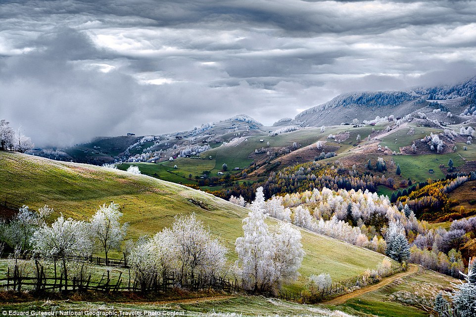 Whitefrost qua làng Pestera tại Romania