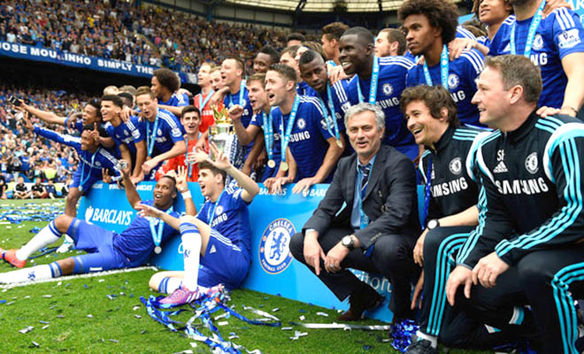 Chelsea thẳng tiến trên con đường bảo vệ chức vô địch Premier League, hay sẽ có ai đó cản bước họ?