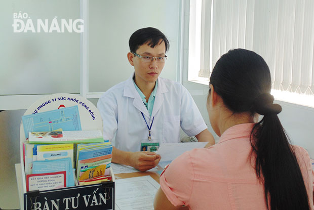 Tư vấn cho người nhiễm HIV tại Đà Nẵng.