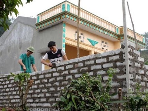 Poor households will continued supported for building and upgrading houses