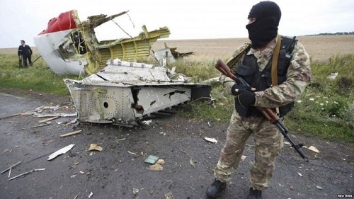 Pro-Russian rebels control the area where the MH17 crashed