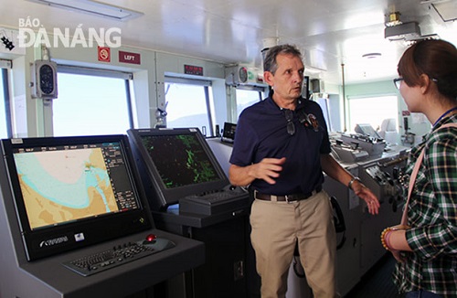  The ship’s engine control room