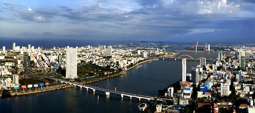  The Han River features many new bridges.