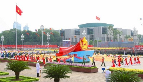 The grand parade marks the 70th National Day at Ha Noi's Ba Dinh square on September 2 (Photo: VNA)