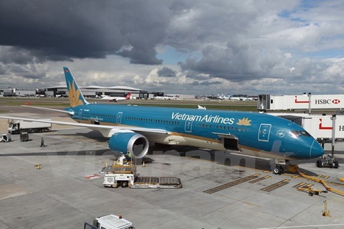 Vietnam Airlines Boeing 787-9 Dreamliner lands at Heathrow Airport in London (Source: VNA)